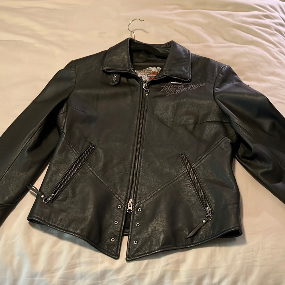 Authentic Harley Davidson black leather jacket.a little broken in its perfect.